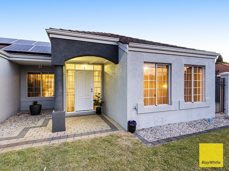 19 Waten Place, Canning Vale WA 6155