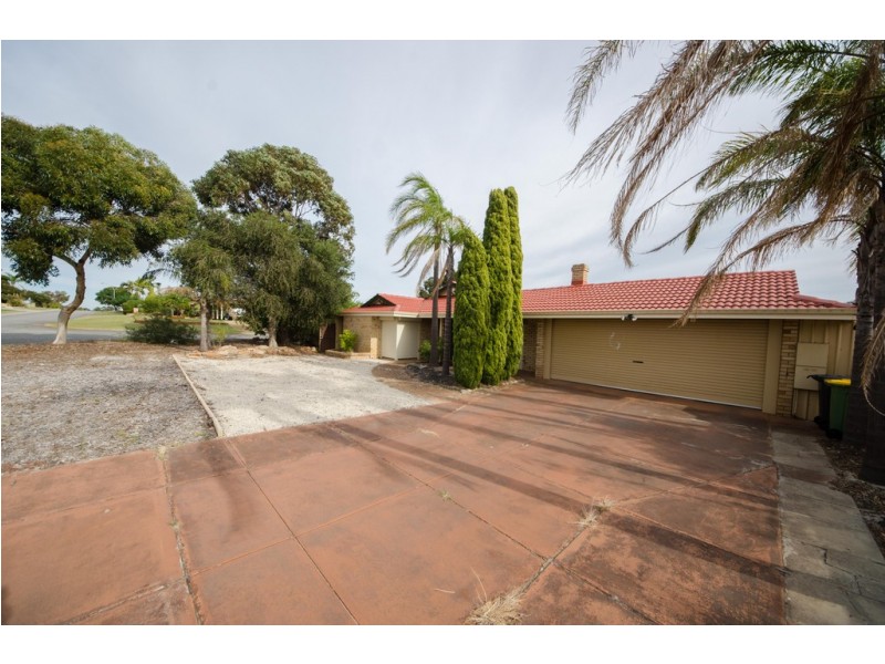 23 Explorer Drive, Thornlie WA 6108