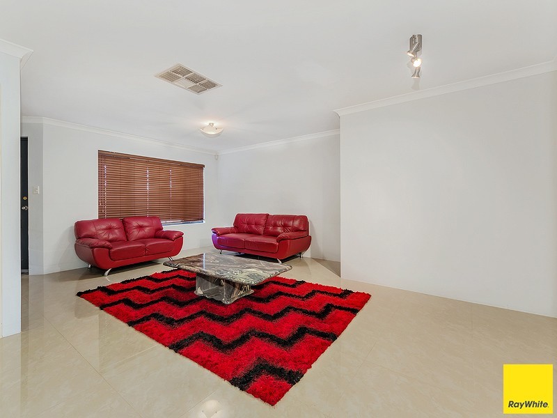 19 Froudist Circle, Southern River WA 6110