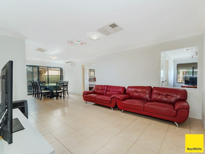 19 Froudist Circle, Southern River WA 6110