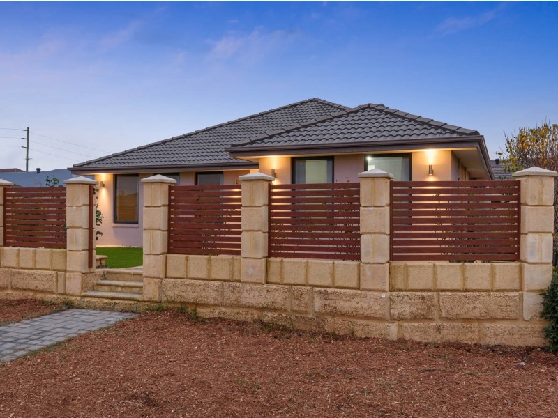 12 Hodgkinson Turn, Canning Vale WA 6155