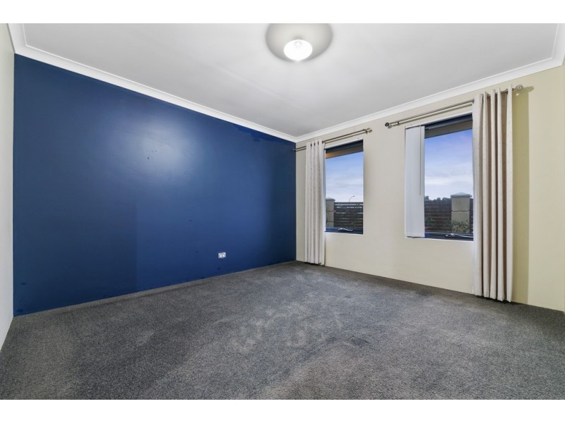 12 Hodgkinson Turn, Canning Vale WA 6155