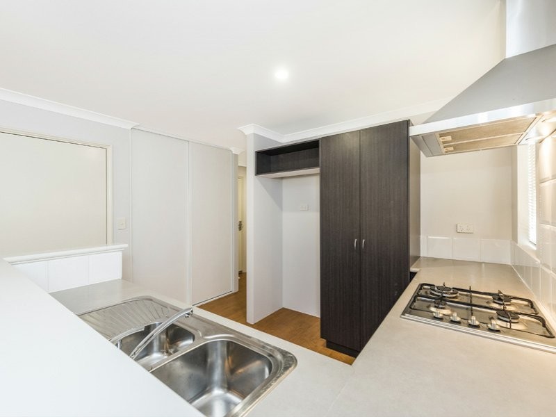 4/69 Bert Street, Gosnells WA 6110