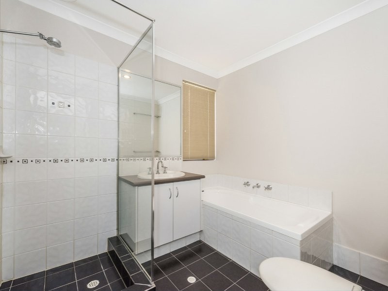 4/69 Bert Street, Gosnells WA 6110