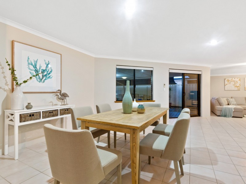 16 Bramdean Crescent, Canning Vale WA 6155