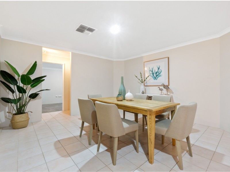 16 Bramdean Crescent, Canning Vale WA 6155