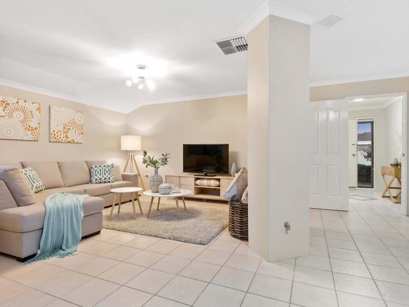 16 Bramdean Crescent, Canning Vale WA 6155