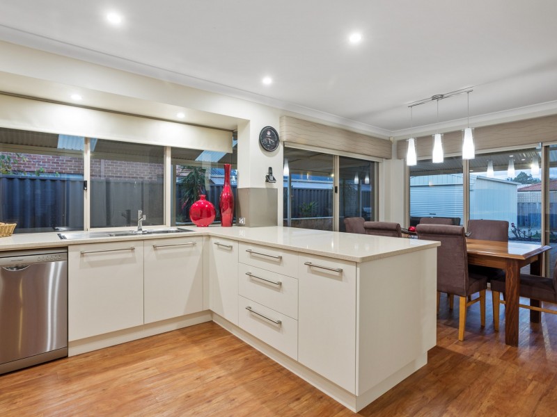 17 Solanum Gardens, Canning Vale WA 6155