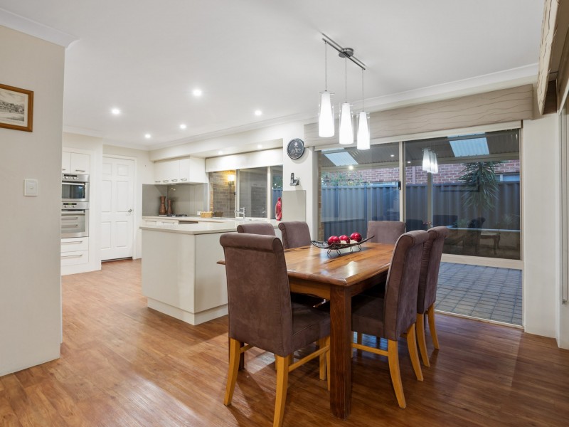 17 Solanum Gardens, Canning Vale WA 6155