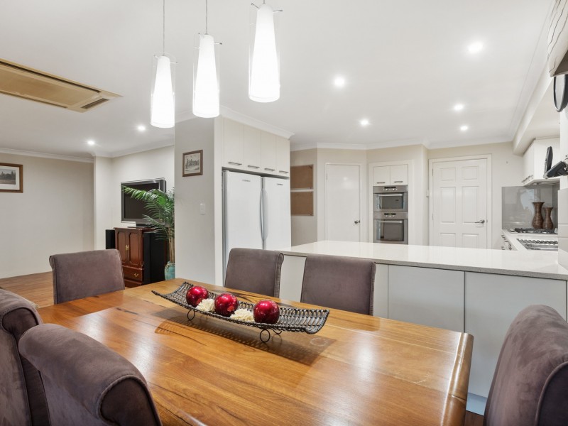 17 Solanum Gardens, Canning Vale WA 6155