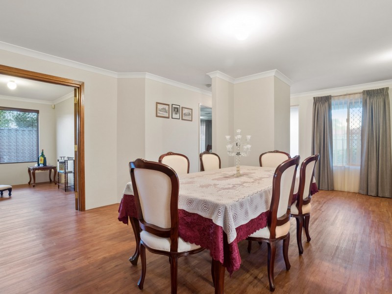 17 Solanum Gardens, Canning Vale WA 6155