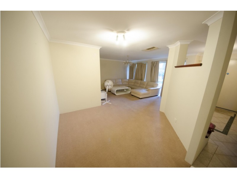 80 Waratah Boulevard, Canning Vale WA 6155