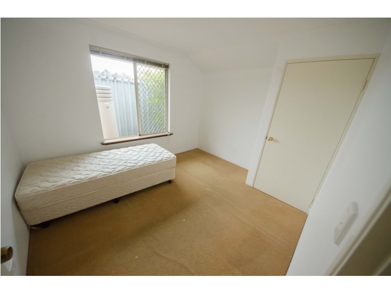 80 Waratah Boulevard, Canning Vale WA 6155