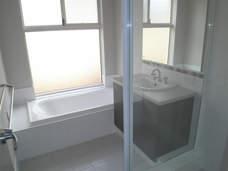 3 Heaney Way, Canning Vale WA 6155