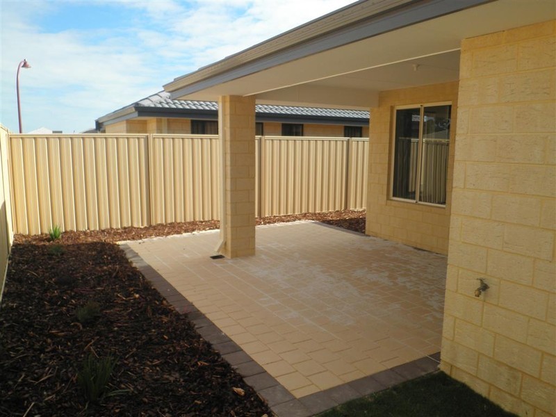 3 Heaney Way, Canning Vale WA 6155