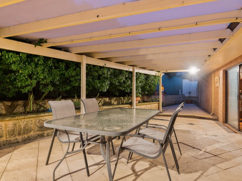 7 Parkway Road, Thornlie WA 6108
