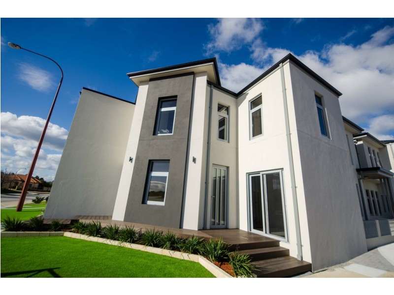 1/93 Gateway Boulevard, Canning Vale WA 6155