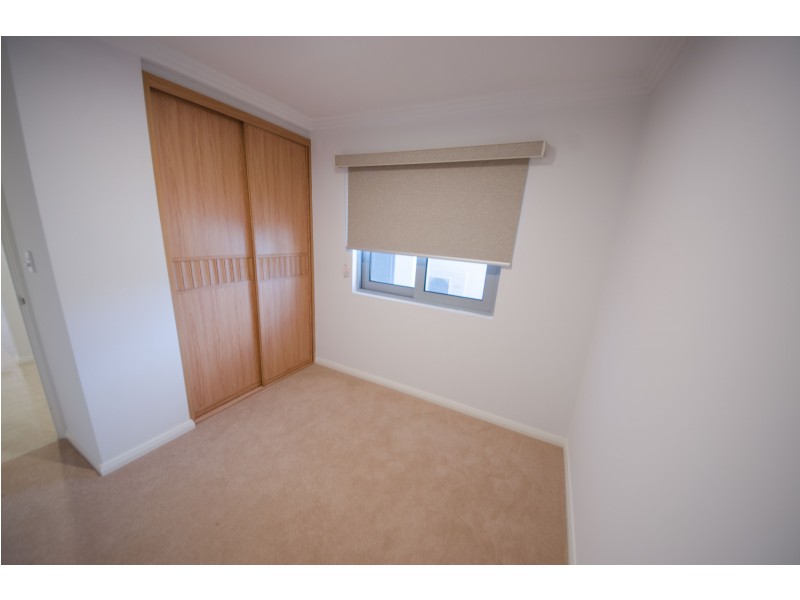1/93 Gateway Boulevard, Canning Vale WA 6155