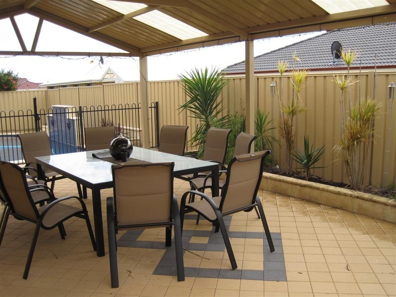 152 Birnam Road, Canning Vale WA 6155