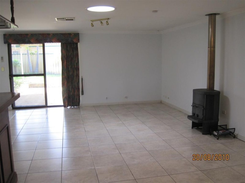 7 Lessing Place, South Lake WA 6164