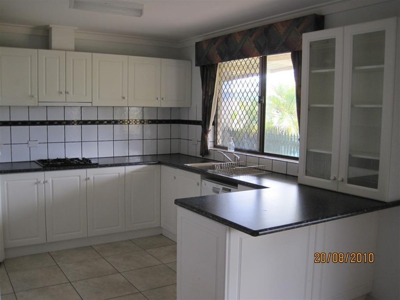 7 Lessing Place, South Lake WA 6164