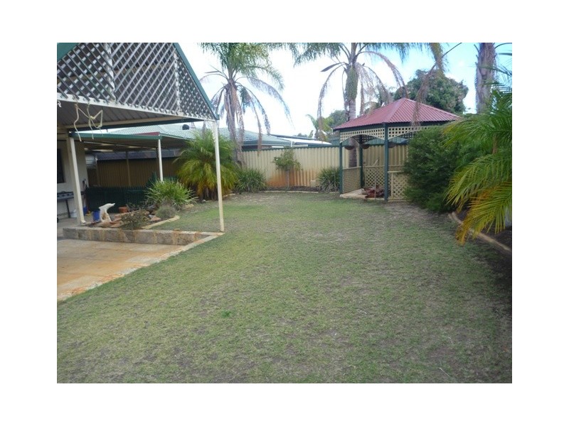 7 Lessing Place, South Lake WA 6164