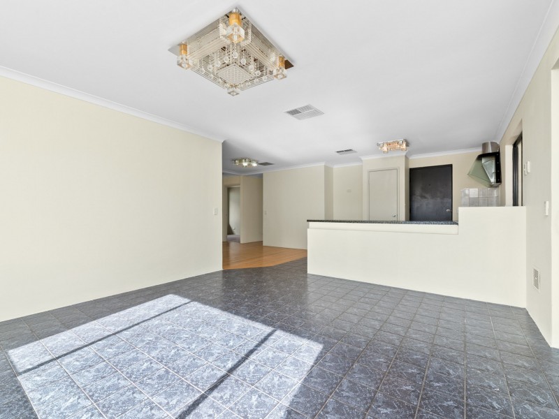 30 Kanani Drive, Canning Vale WA 6155