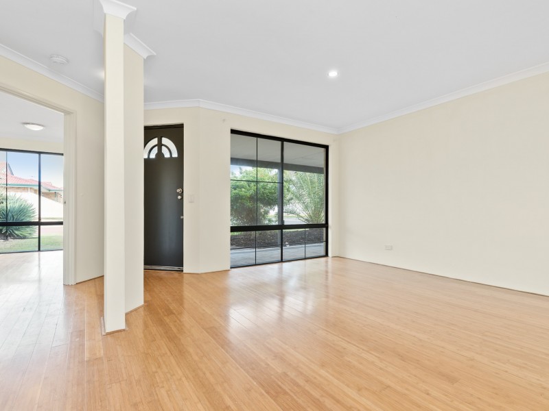 30 Kanani Drive, Canning Vale WA 6155