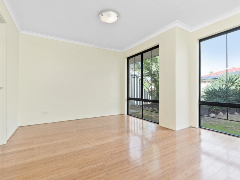 30 Kanani Drive, Canning Vale WA 6155