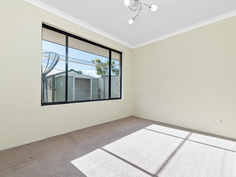 30 Kanani Drive, Canning Vale WA 6155