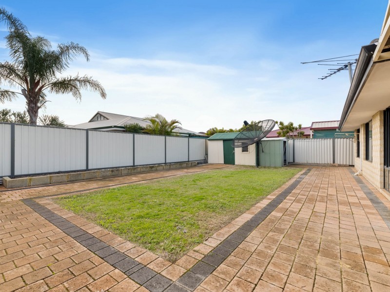 30 Kanani Drive, Canning Vale WA 6155