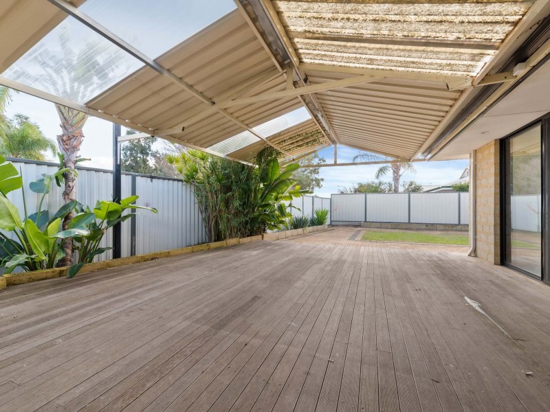 30 Kanani Drive, Canning Vale WA 6155