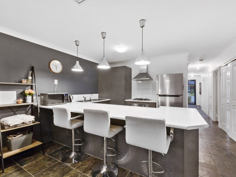 99B Gateway Boulevard, Canning Vale WA 6155