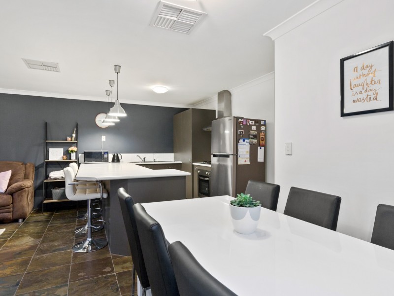 99B Gateway Boulevard, Canning Vale WA 6155