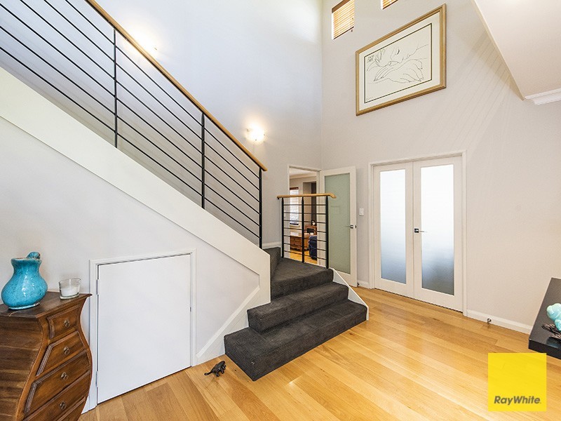 23 Dunbar Way, Canning Vale WA 6155