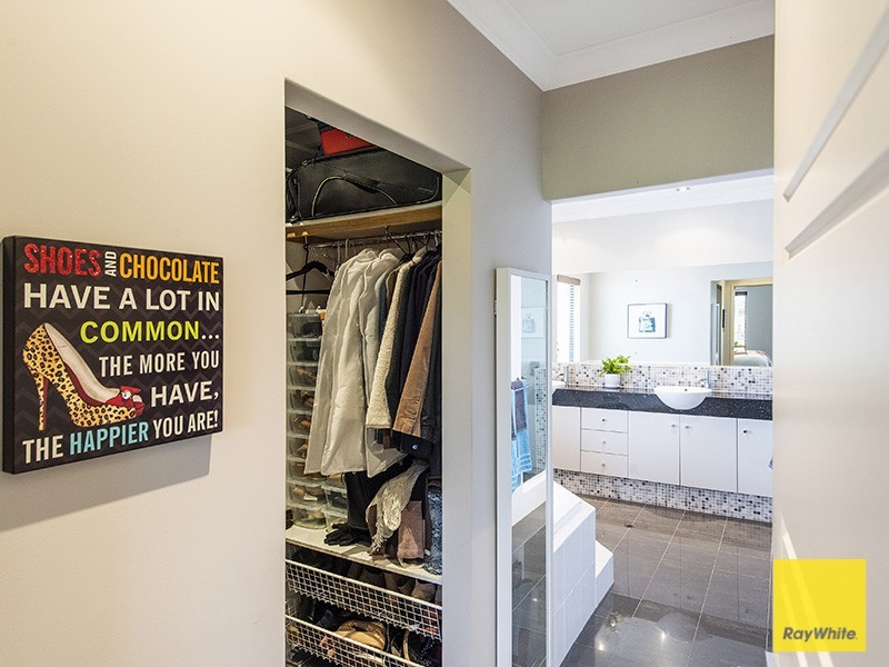 23 Dunbar Way, Canning Vale WA 6155