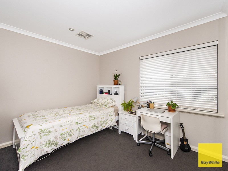 23 Dunbar Way, Canning Vale WA 6155