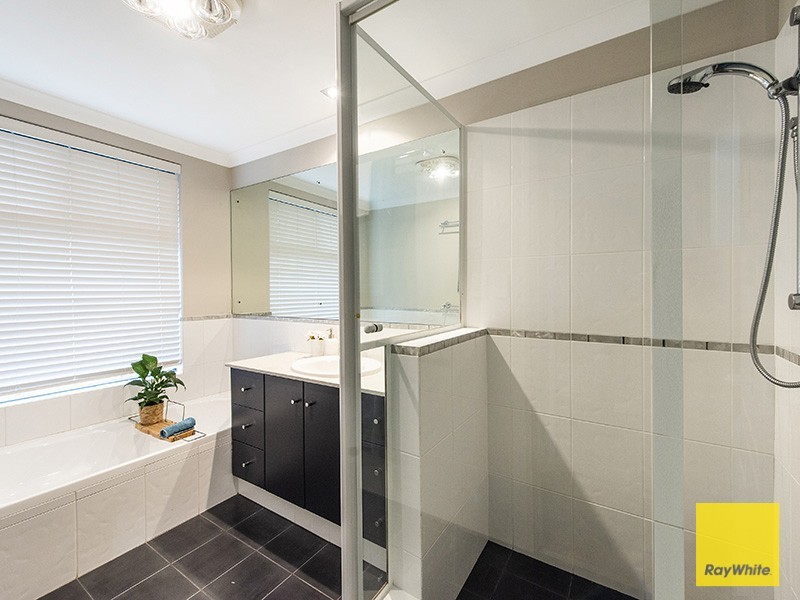 23 Dunbar Way, Canning Vale WA 6155