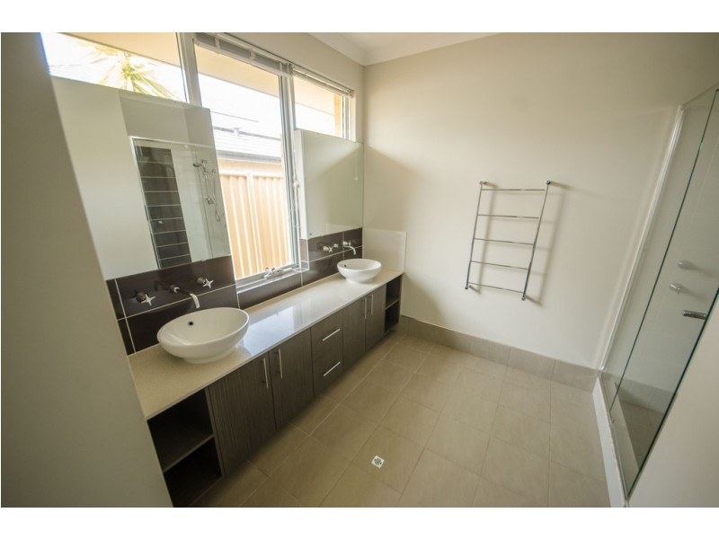 3 Michigan Turn, Southern River WA 6110