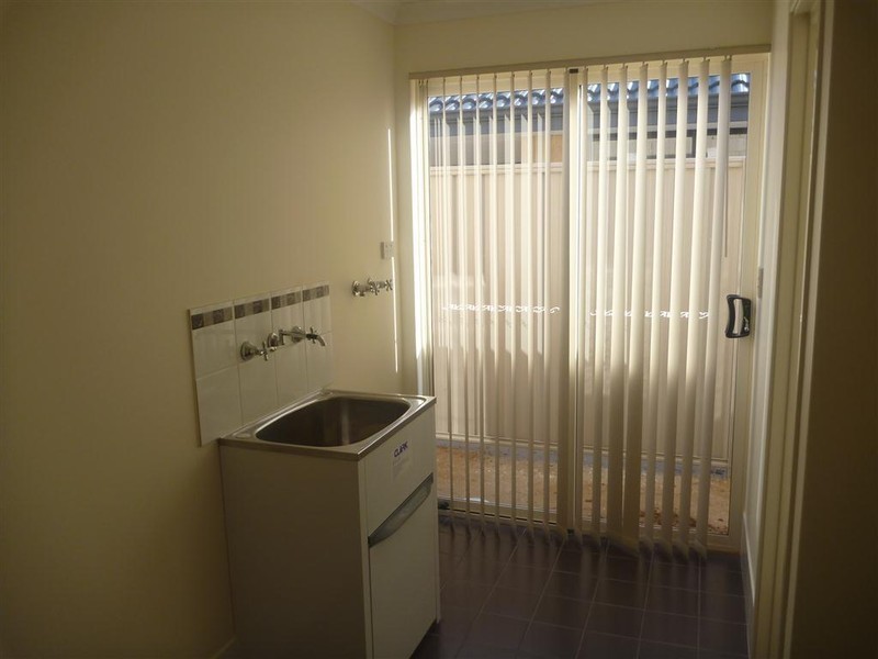 19 Biddiarra Bend, Southern River WA 6110