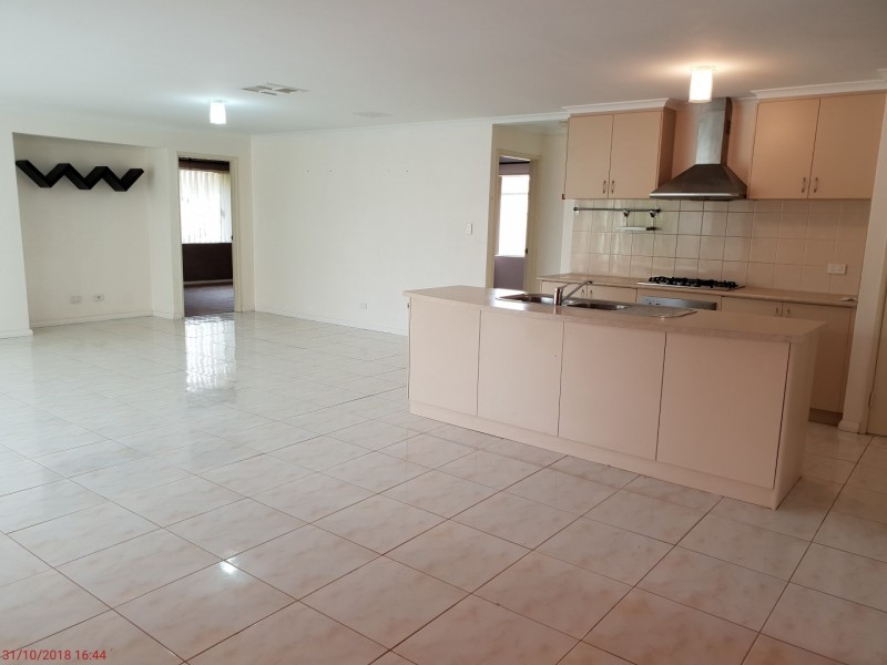 27 Cordata Street, Canning Vale WA 6155