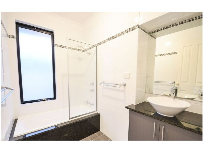 9 Gianatti Ramble, East Cannington WA 6107