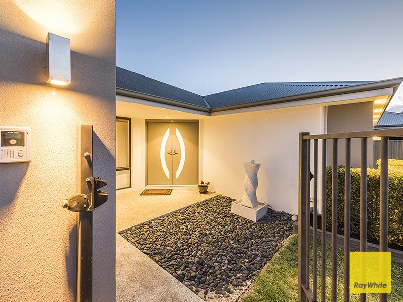 3 Sheldon Street, Piara Waters WA 6112