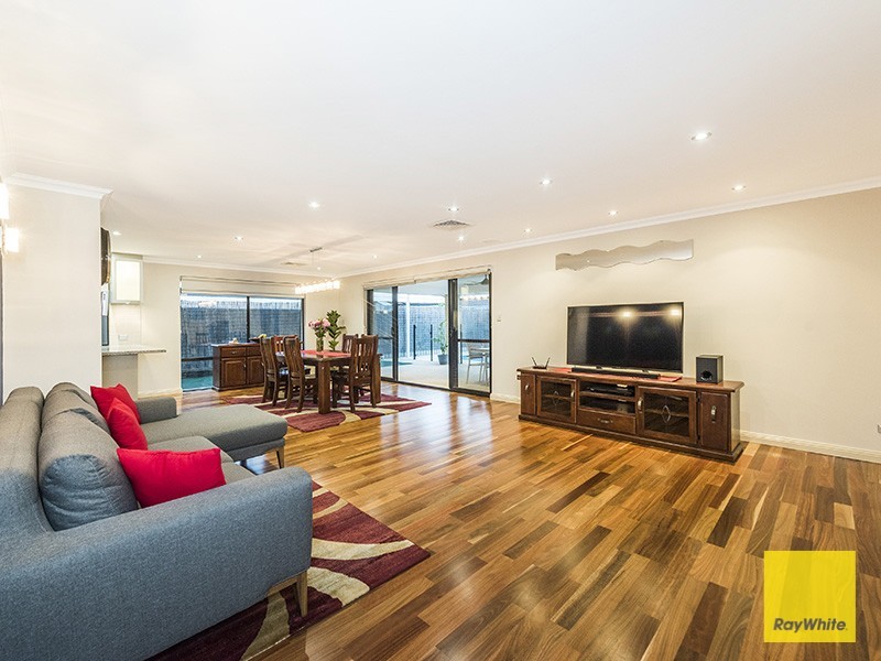 3 Sheldon Street, Piara Waters WA 6112