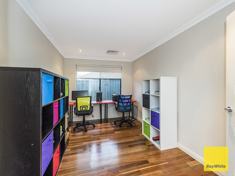 3 Sheldon Street, Piara Waters WA 6112