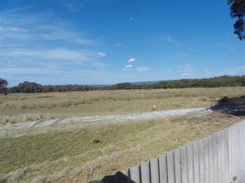 62 Allen Road, Forrestdale WA 6112