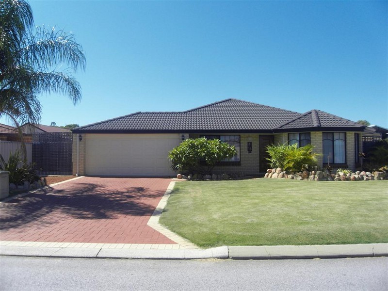 52 Cardiff Loop, Huntingdale WA 6110
