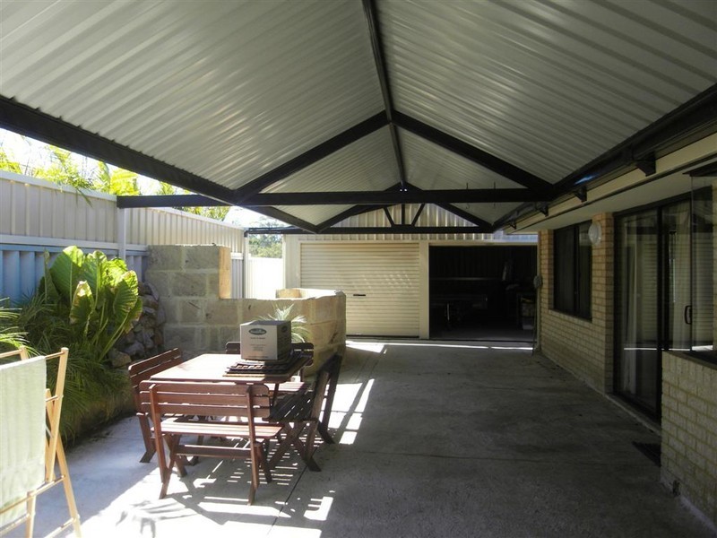 52 Cardiff Loop, Huntingdale WA 6110