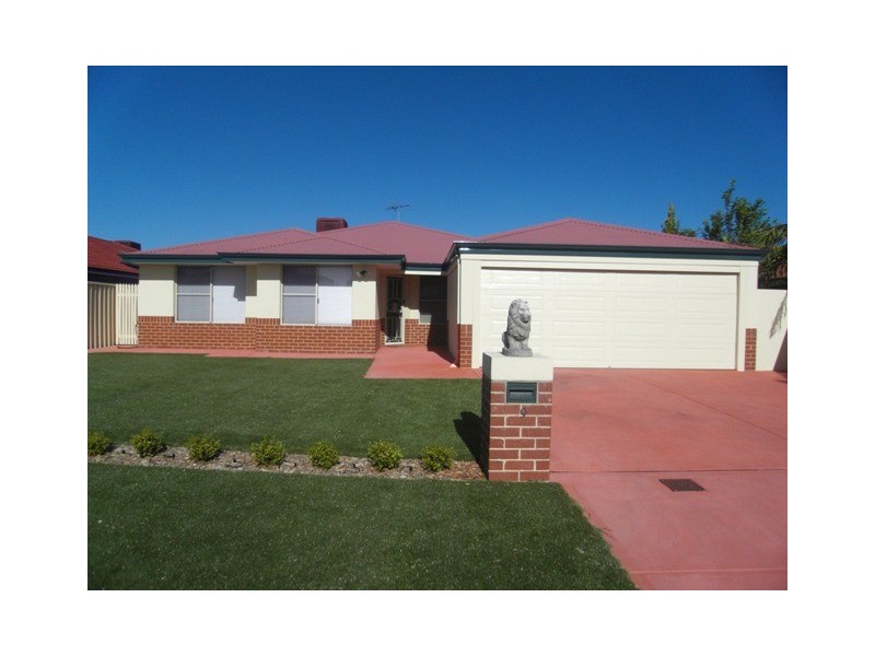 9 Prichard Place, Canning Vale WA 6155