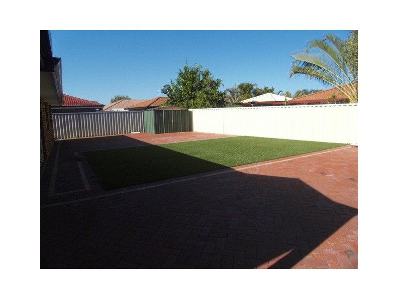 9 Prichard Place, Canning Vale WA 6155